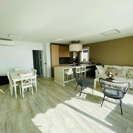 Apartament La Marina2 Seaview With Amazing Terrace Sitges Zewnętrze zdjęcie